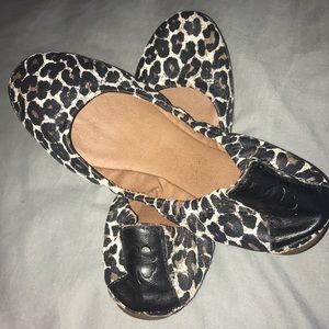 Leopard Lucky Brand Flats